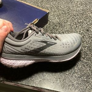 Brooks Ghost 13 size 7.5